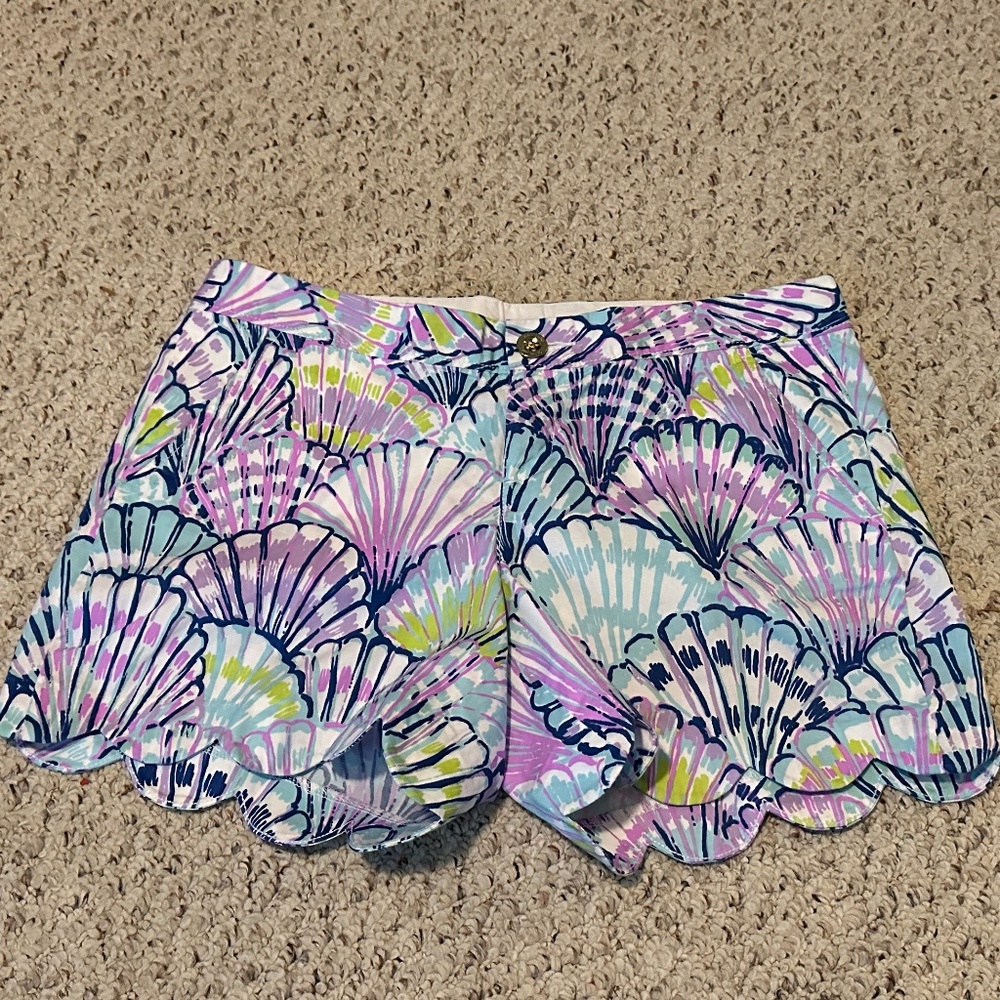 NWT Lilly Pulitzer Buttercup Scallop Shorts - Serene Blue Shello - Size 6 - NEW